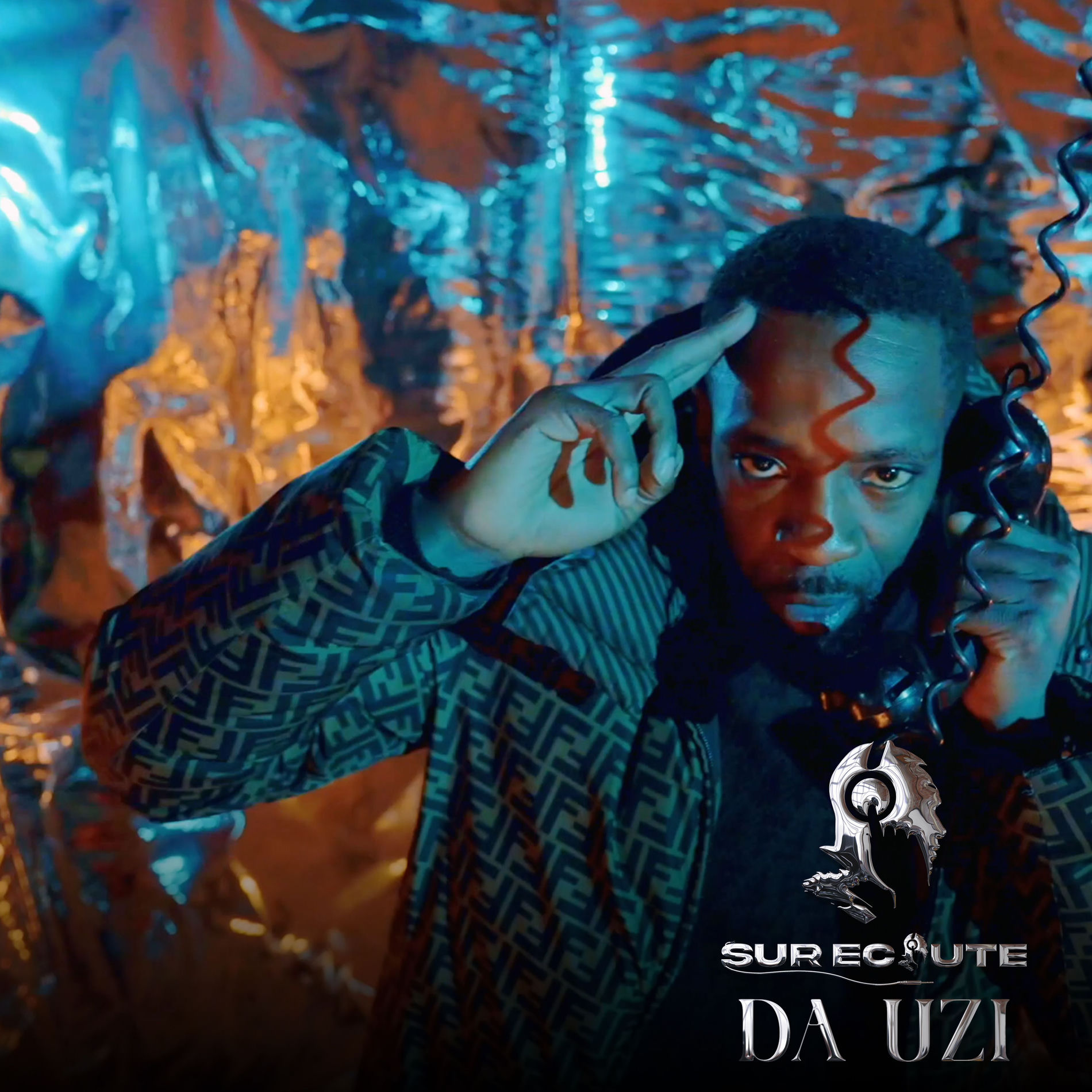 Album cover of J'dors avec (feat. DA Uzi)