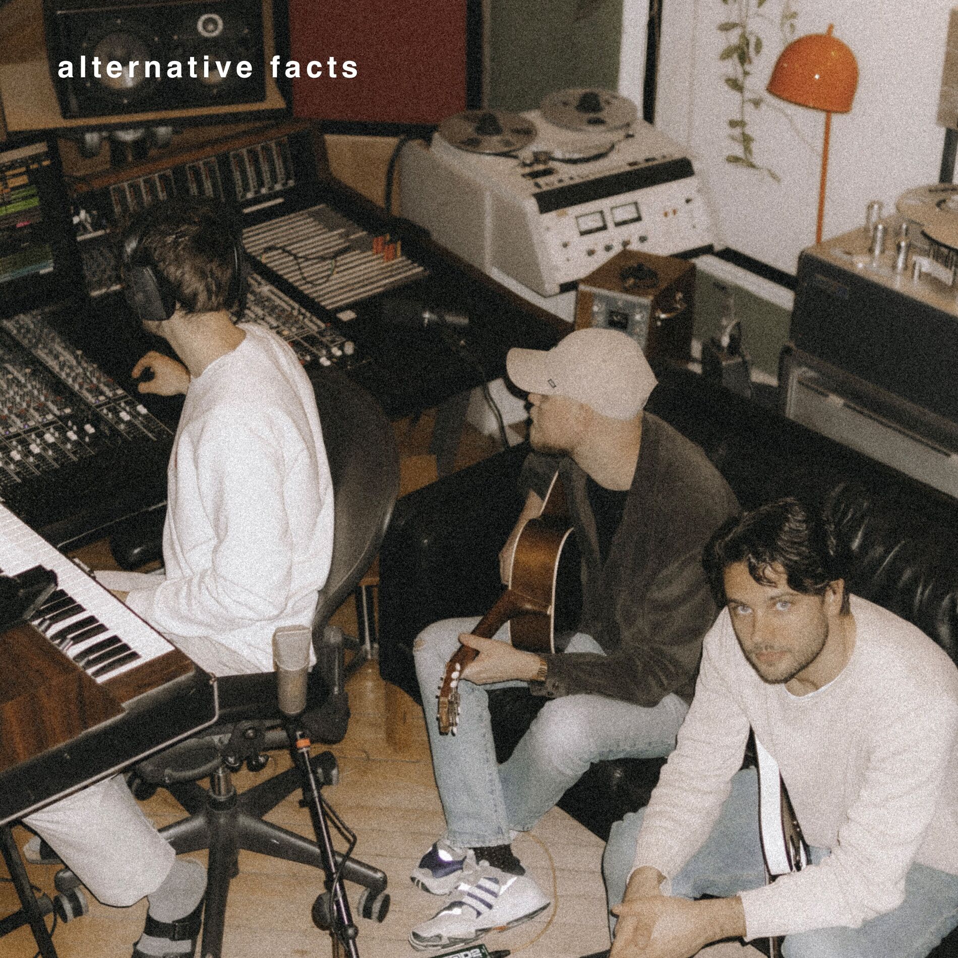 Album cover of f.o.x.