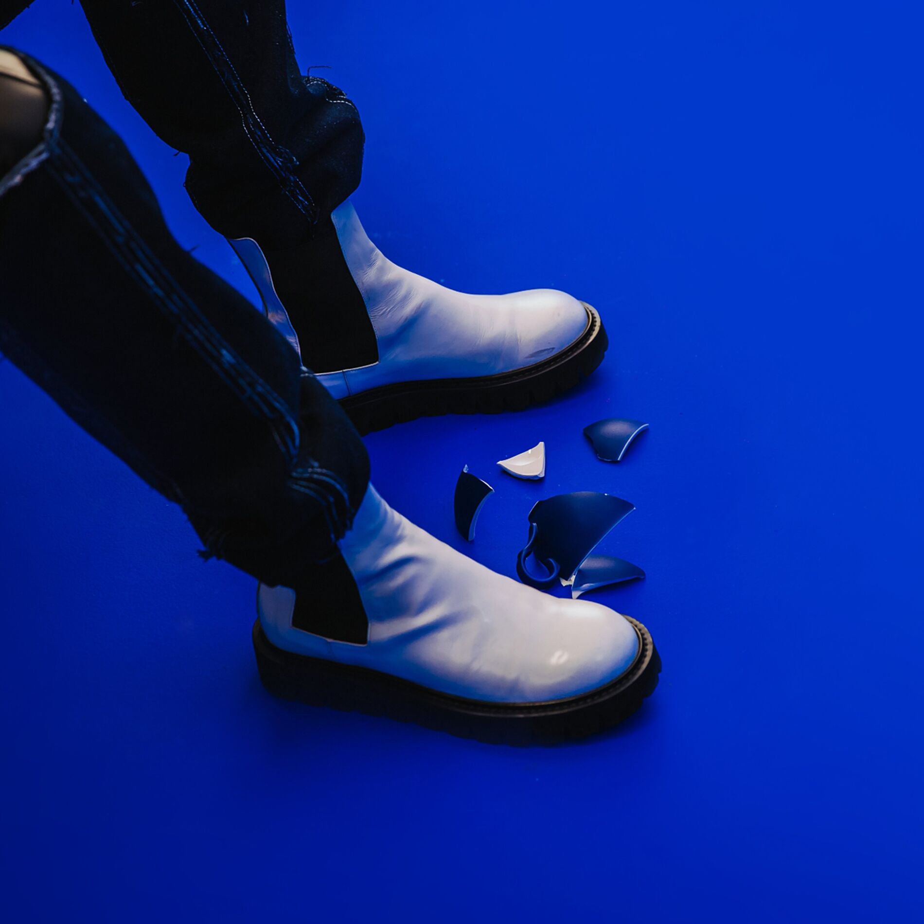 Album cover of Closed Ending