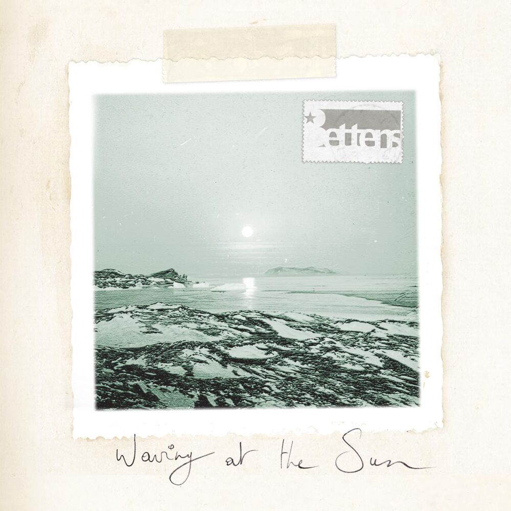 Picture of Waving at the Sun