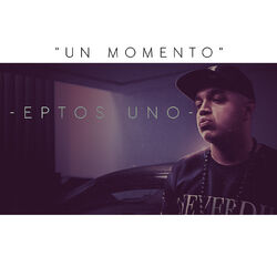 Cover of Un Momento