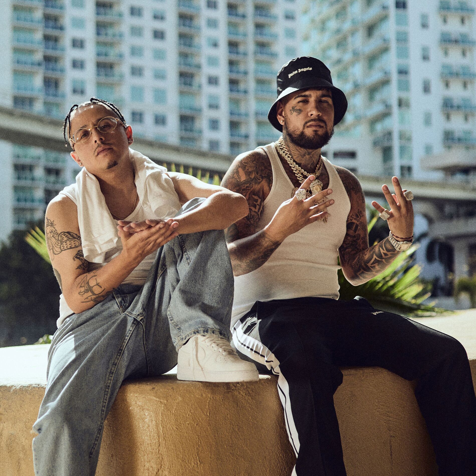 Album cover of MIS DESEOS (feat. Julianno Sosa)