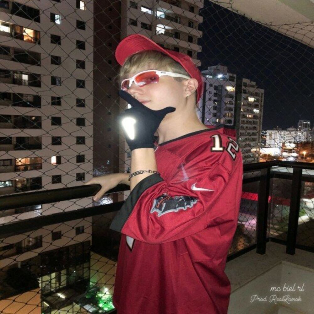Picture of Linda Mercenária