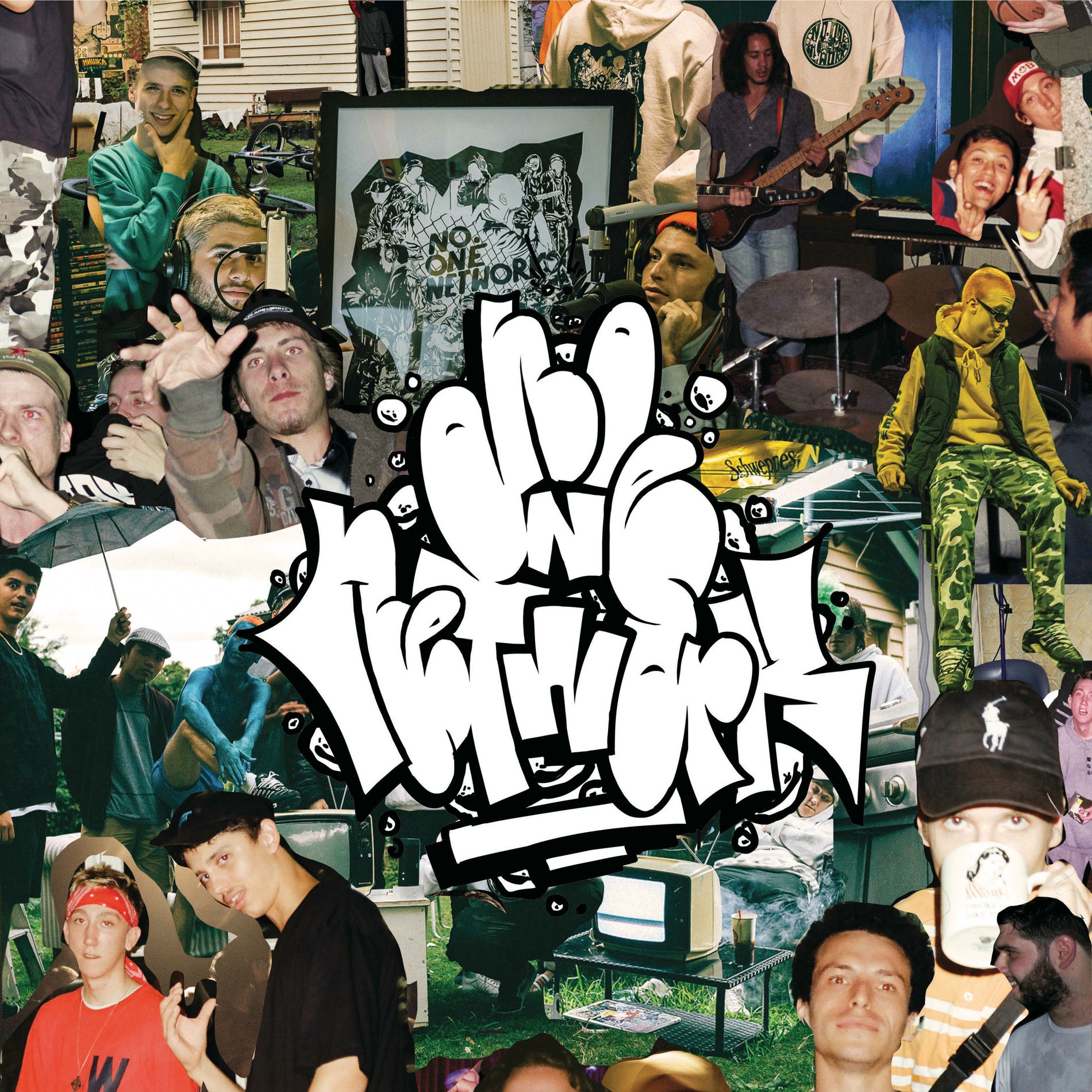Album cover of Mind Weapons (feat. Nerve, Smak, Skrub, Headmasta Dean, Ozai, Mesc, Zealot, Spekter, XMG, Geriatrix & Synth)