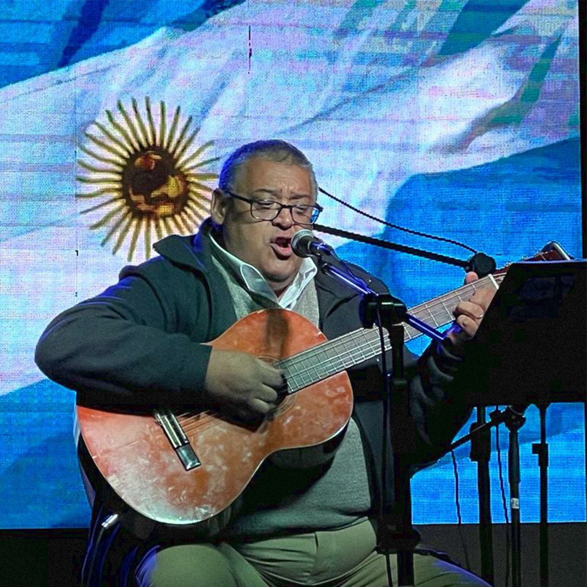 Album cover of Al seminario (feat. Pablo López, Gustavo Vera, Francisco Bar & P. Luis Murri)