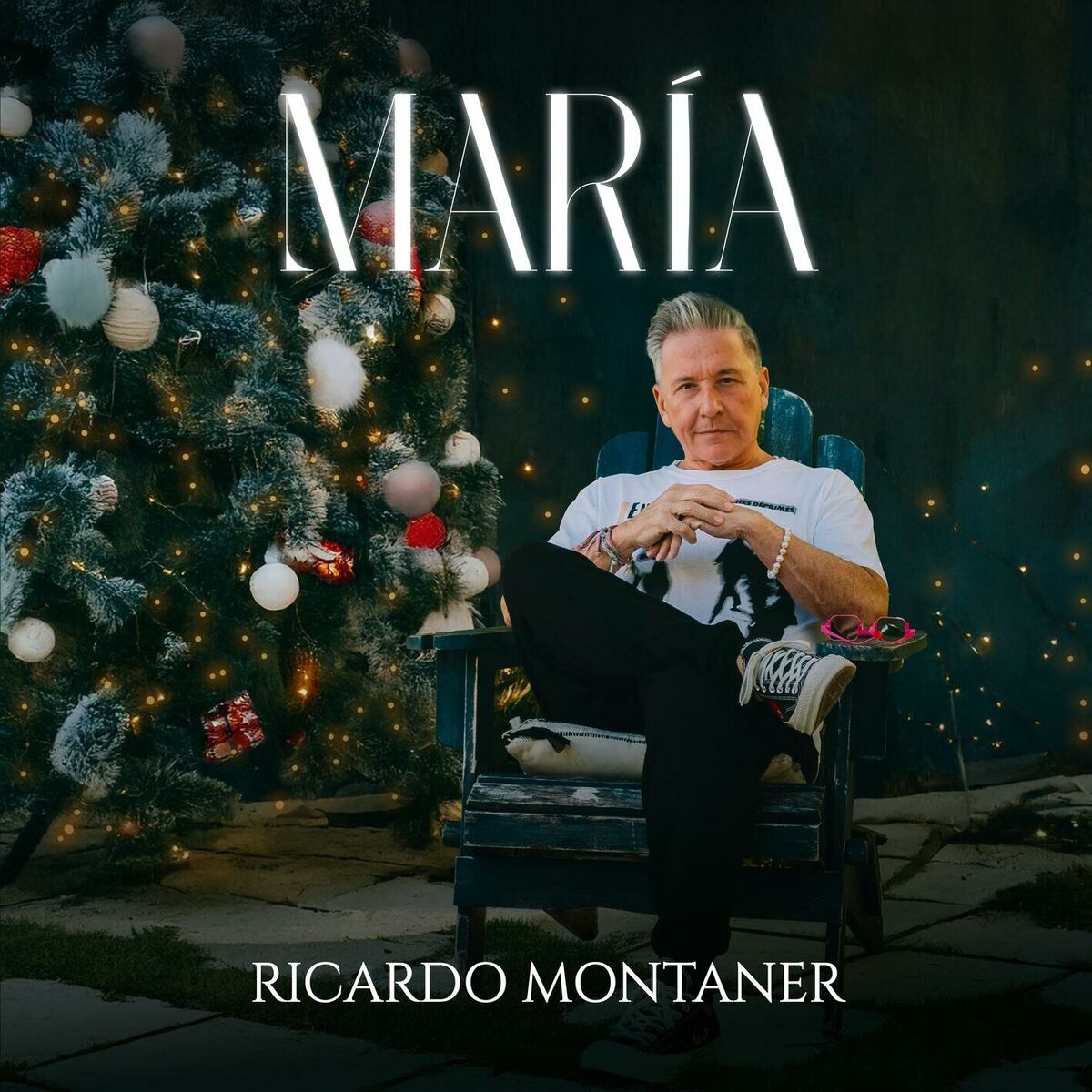 Album cover of María