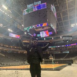 Cover of GIANNIS (414 MIX)