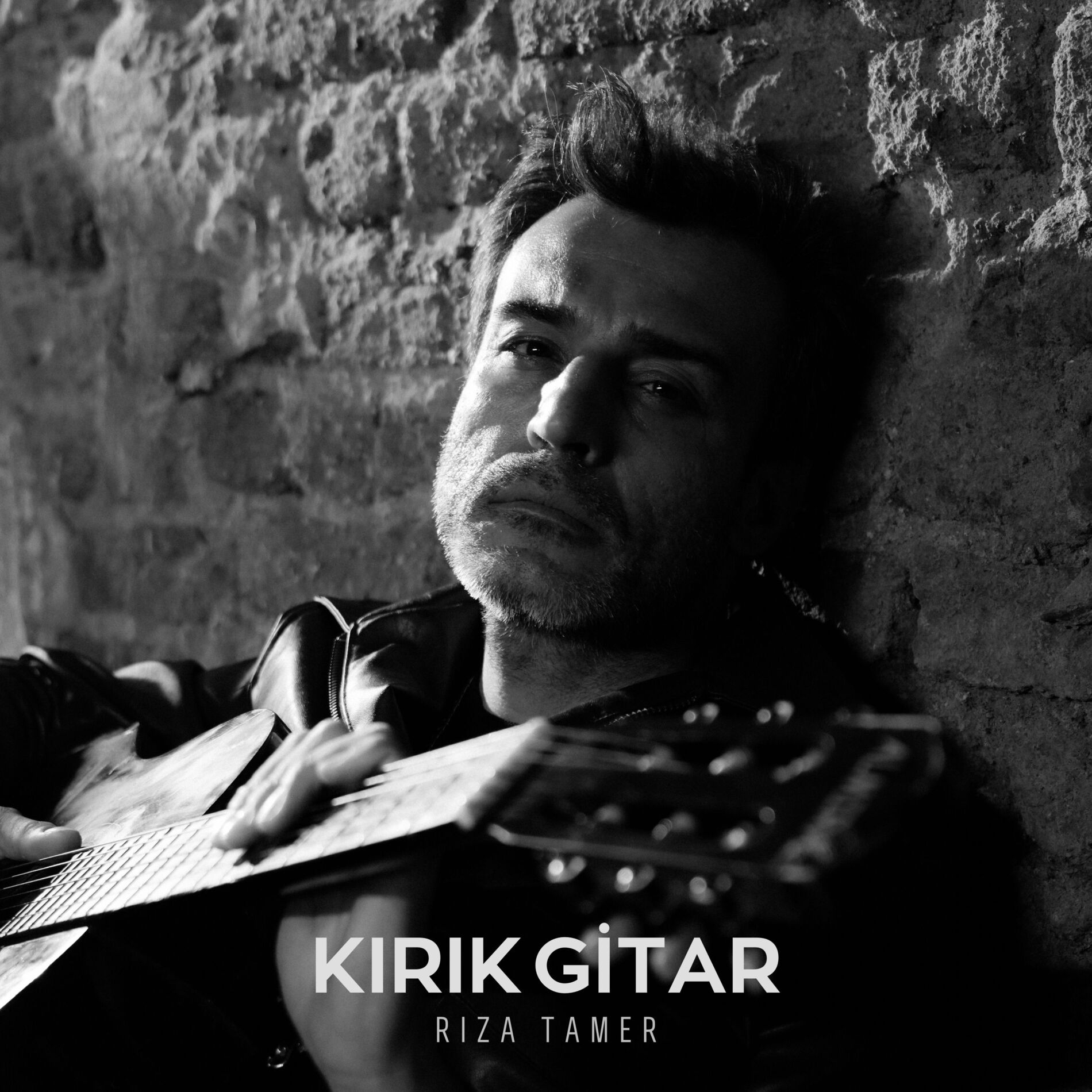 Album cover of Kırık Gitar