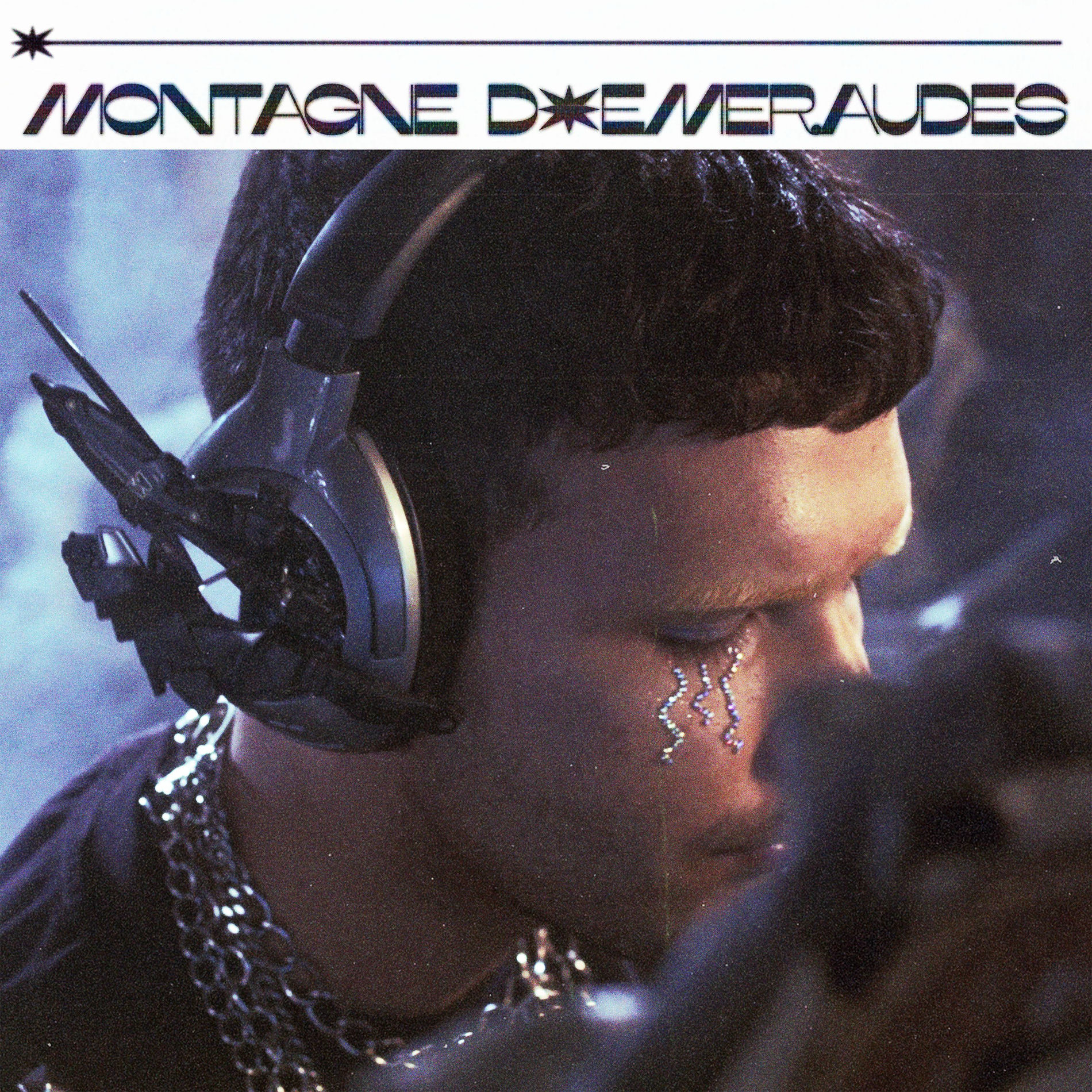 Album cover of montagne d'émeraudes - maxi