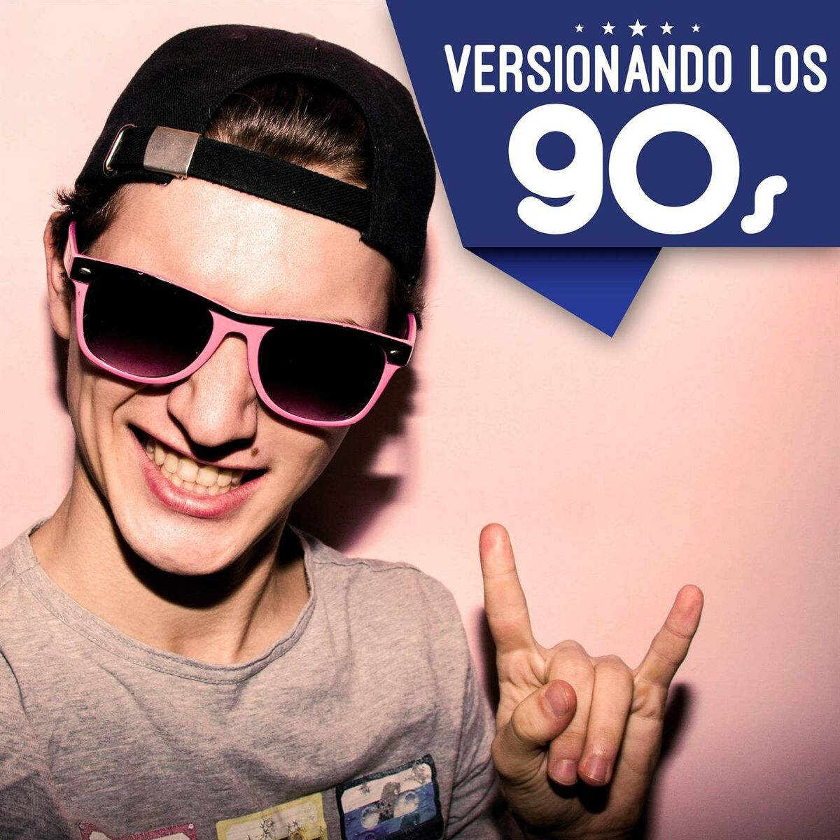 Album cover of Versionando Los 90s