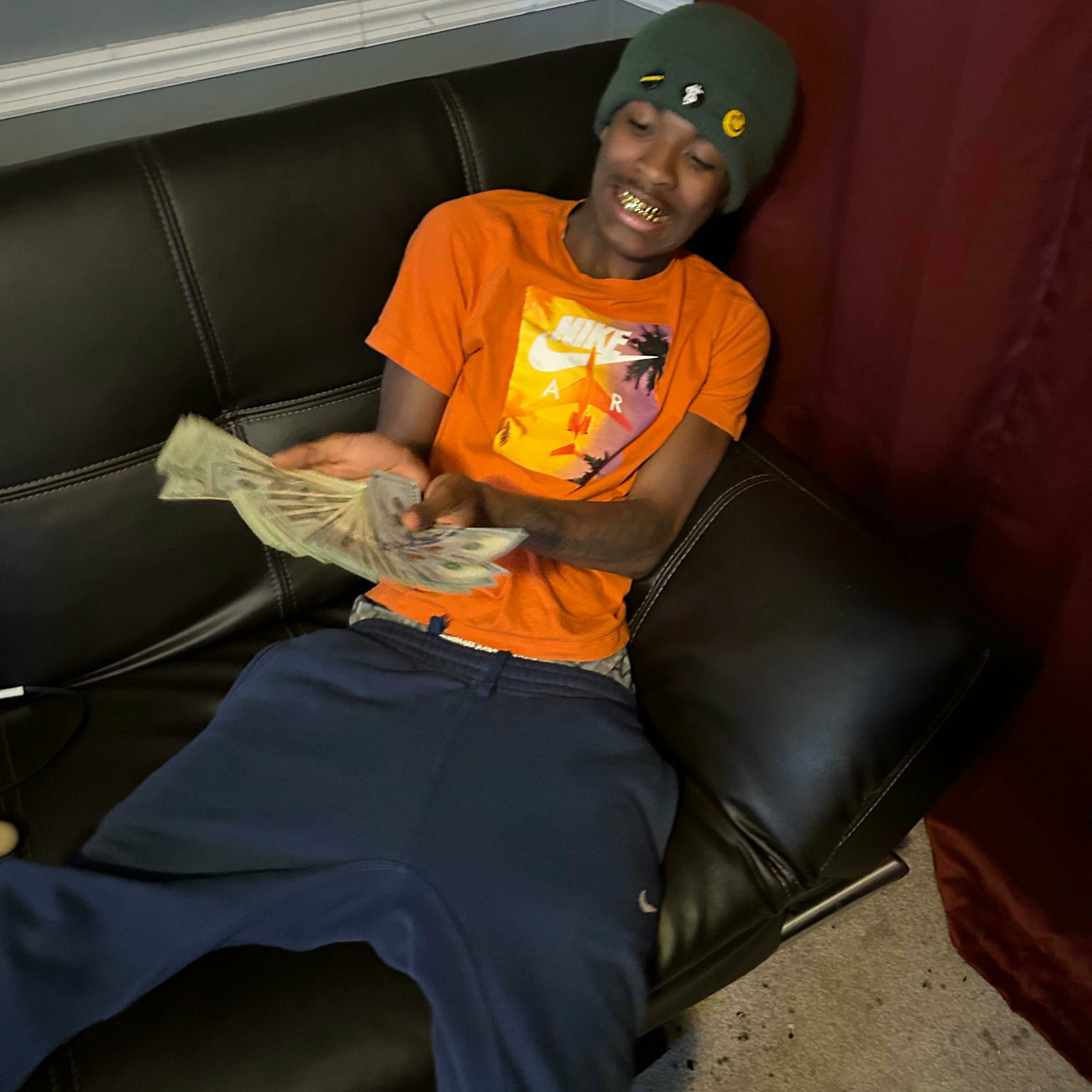 Album cover of New glizzy (feat. Klutxh)