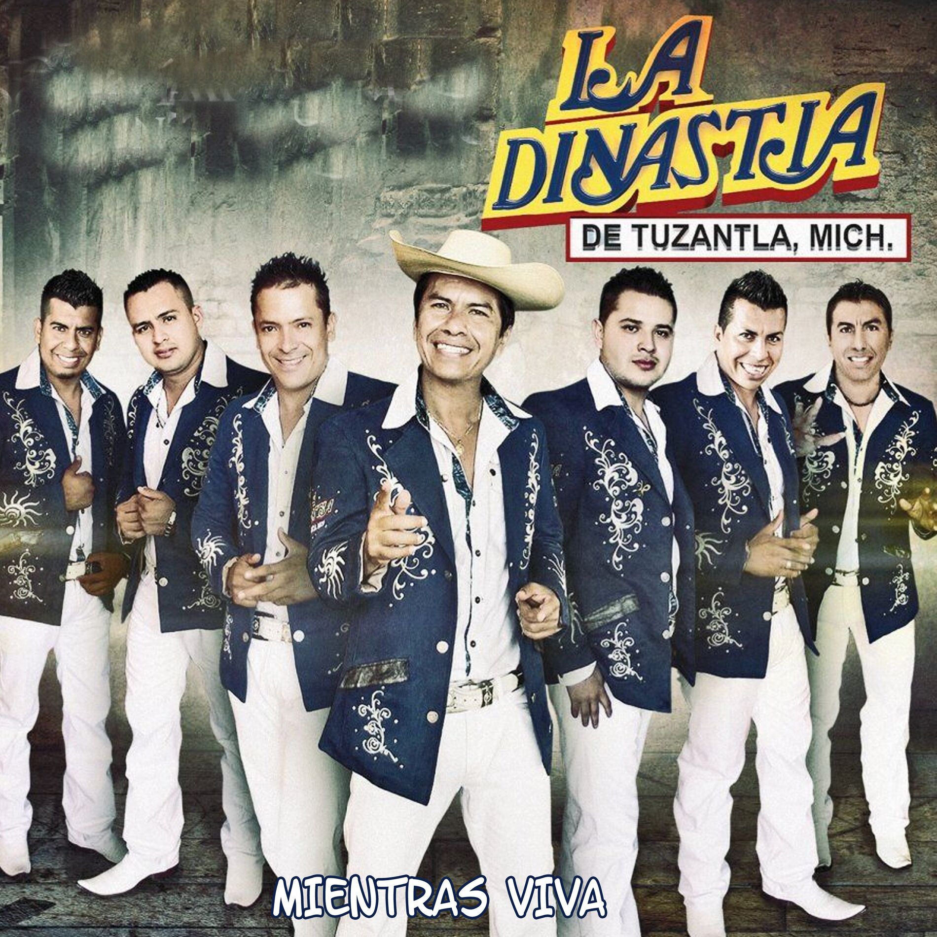 Album cover of Mientras Viva