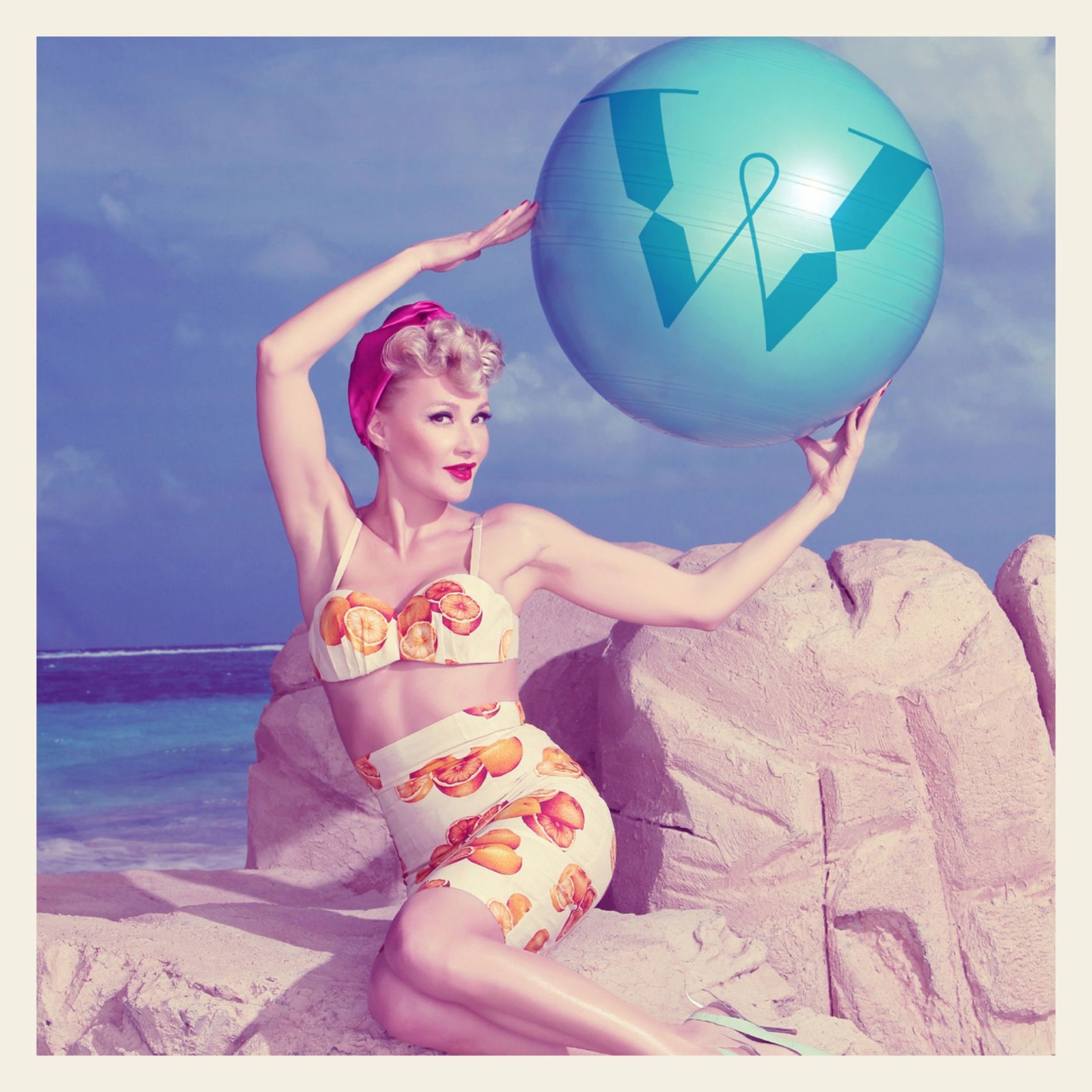 Album cover of W