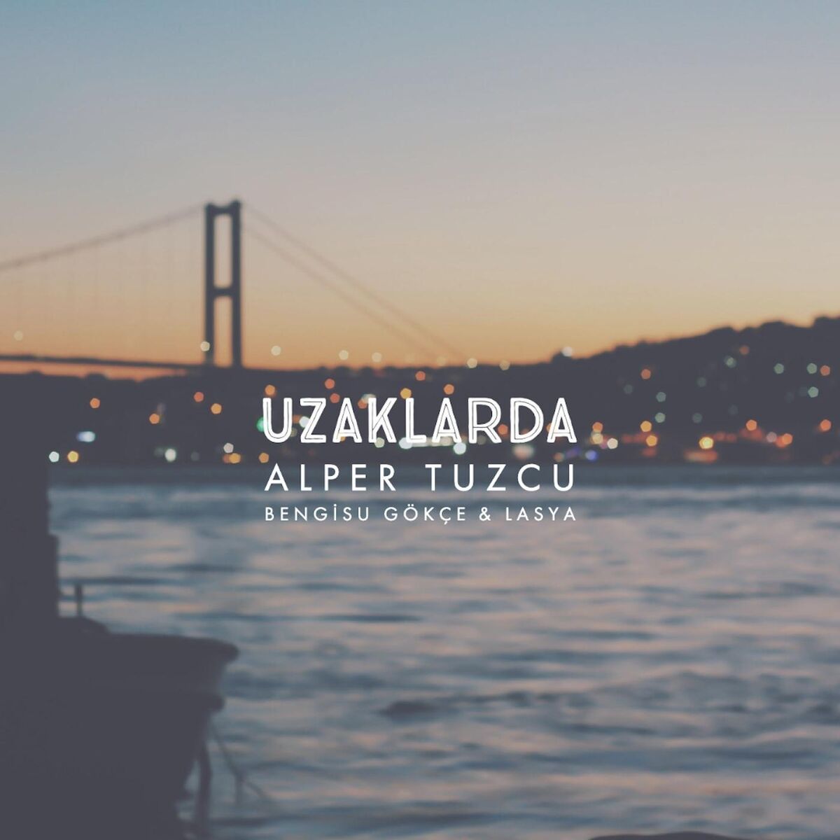 Album cover of Uzaklarda