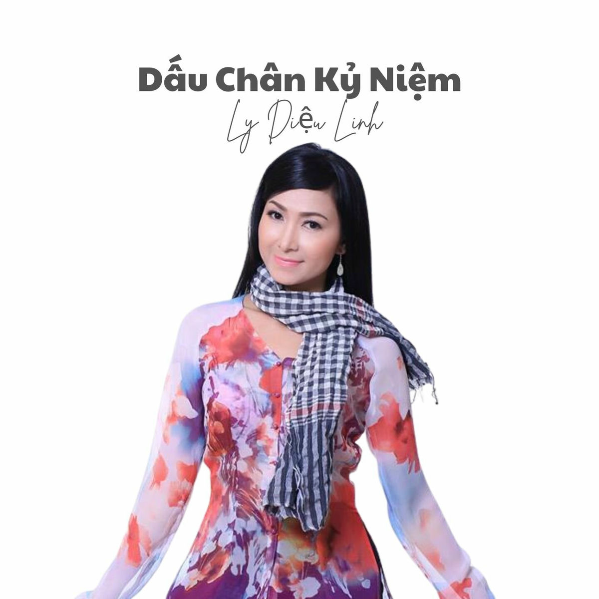 Album cover of Dấu Chân Kỷ Niệm