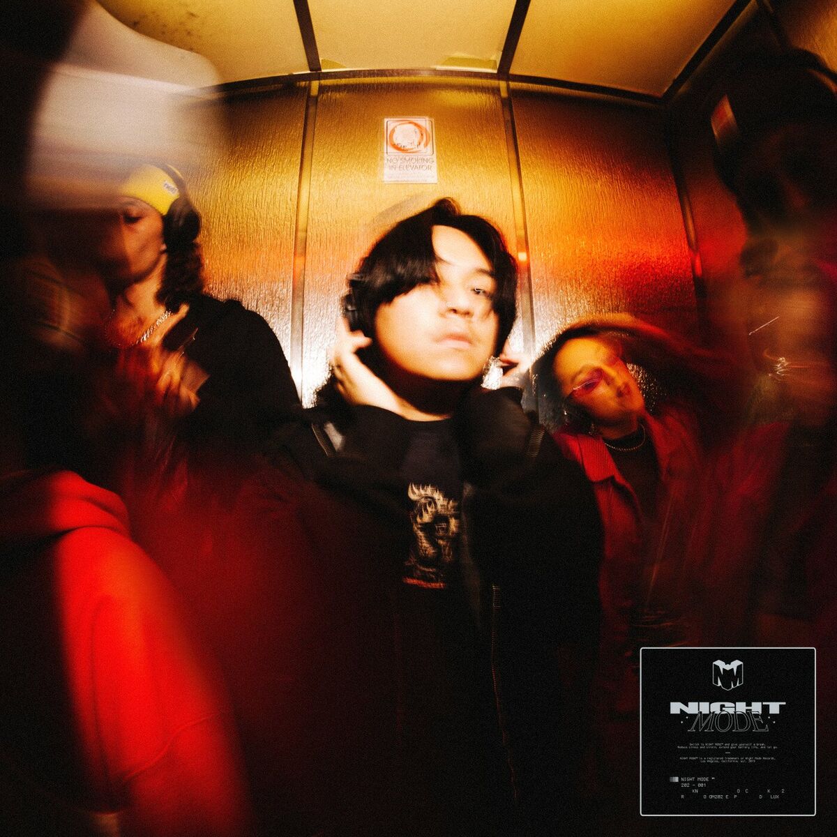 Album cover of ROOM202 dlux