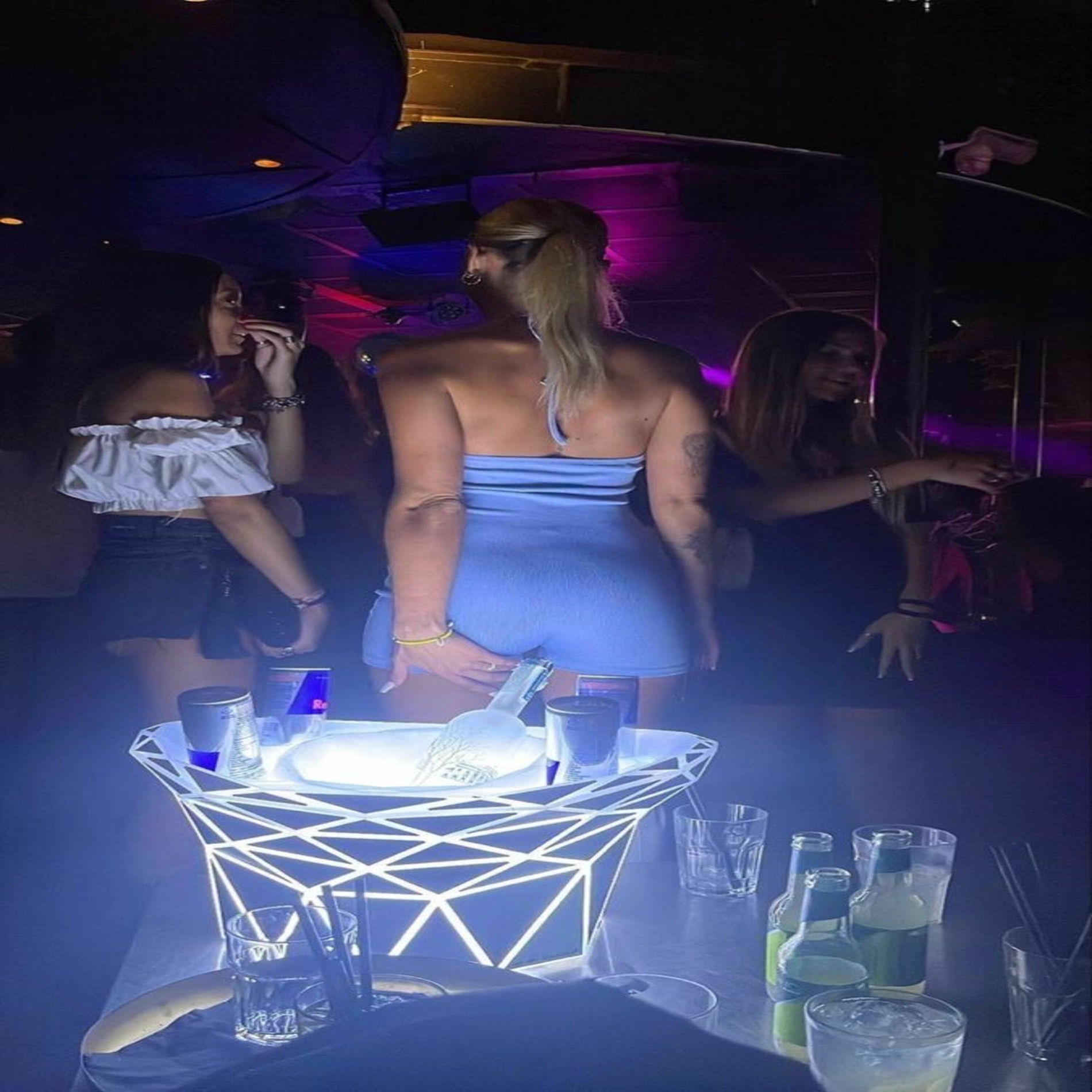 Album cover of FICA DE QUATRO CHUPA GOSTOSO