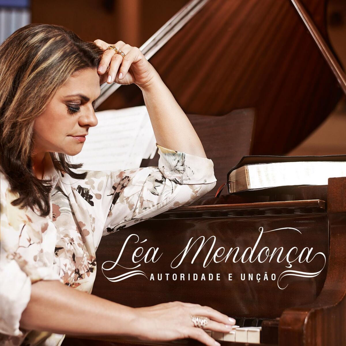 Album cover of Deus Não Faz Acepção