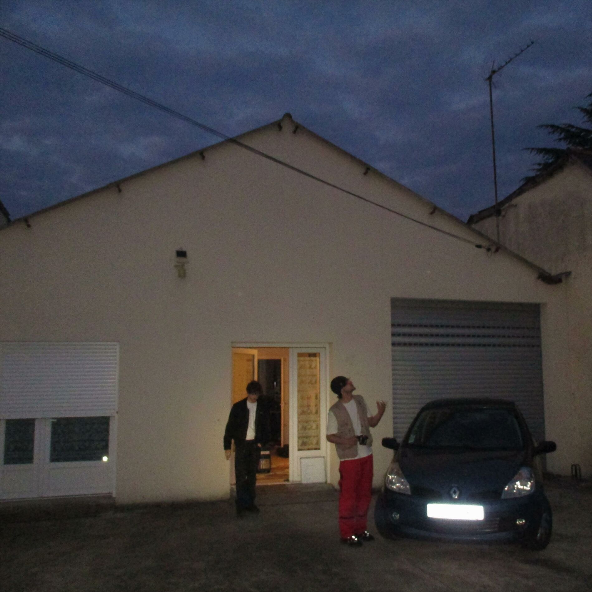 Album cover of .moins de bruit que ses démons. (single) (feat. muapal)