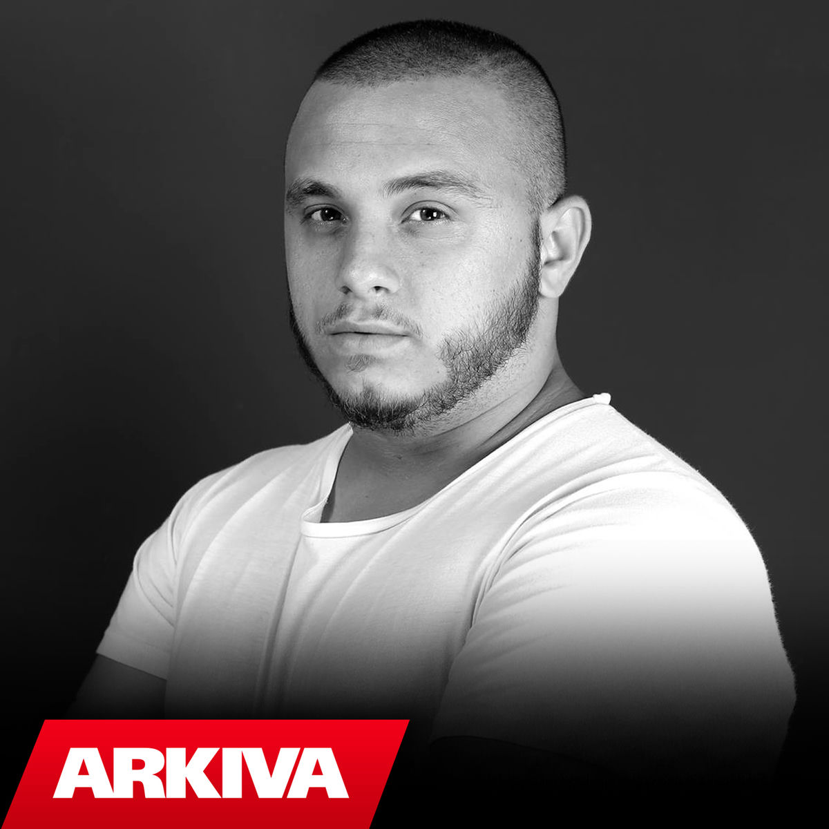 Album cover of Irkenc Hyka ft. Stresi - Ti Do Jesh Me Mua