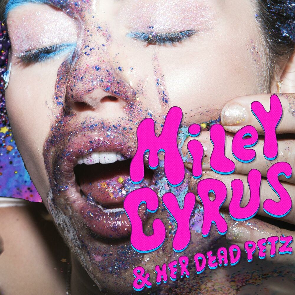 Picture of Miley Cyrus & Her Dead Petz