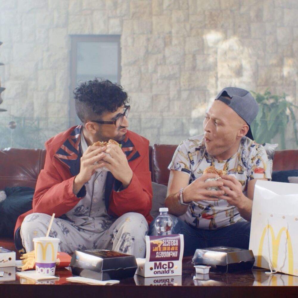 Picture of אח יקר צובר feat. אחשתיים (feat. אחשתיים)