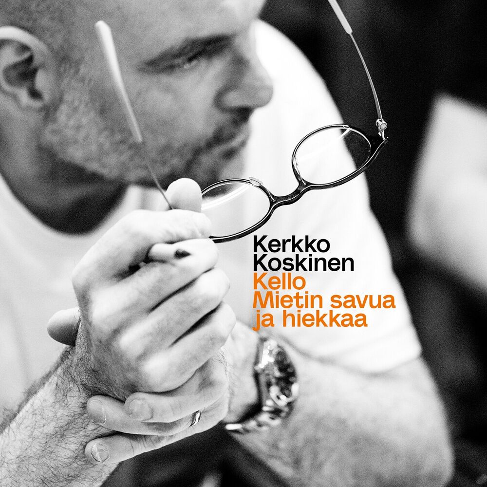 Picture of Kello / Mietin savua ja hiekkaa