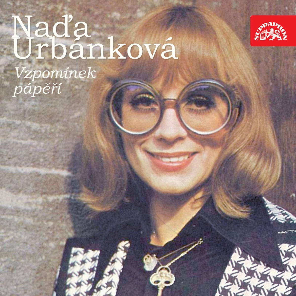 Album cover of Vzpomínek Pápěří...