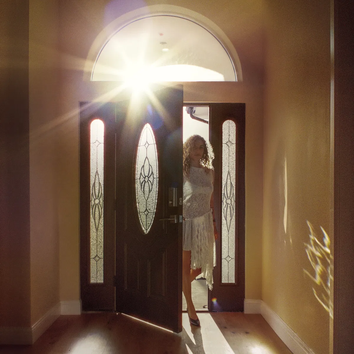 Dream House, Empress Of