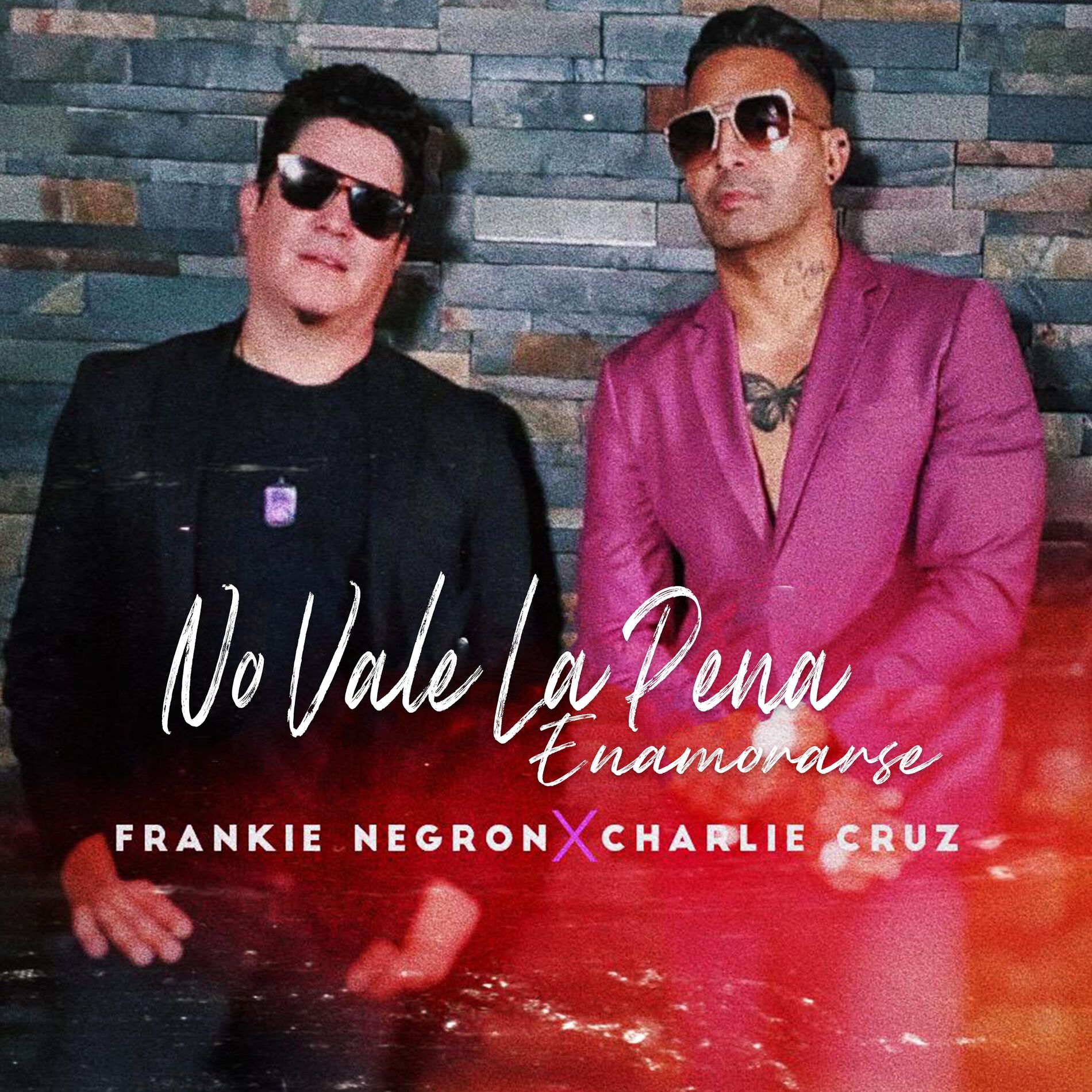 Album cover of No Vale la Pena Enamorarse