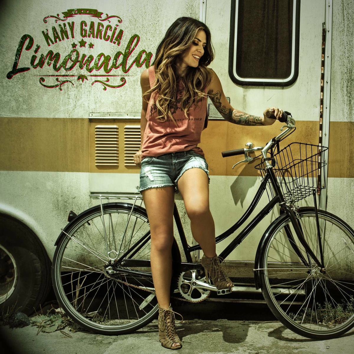 Album cover of Aquí (feat. Abel Pintos)