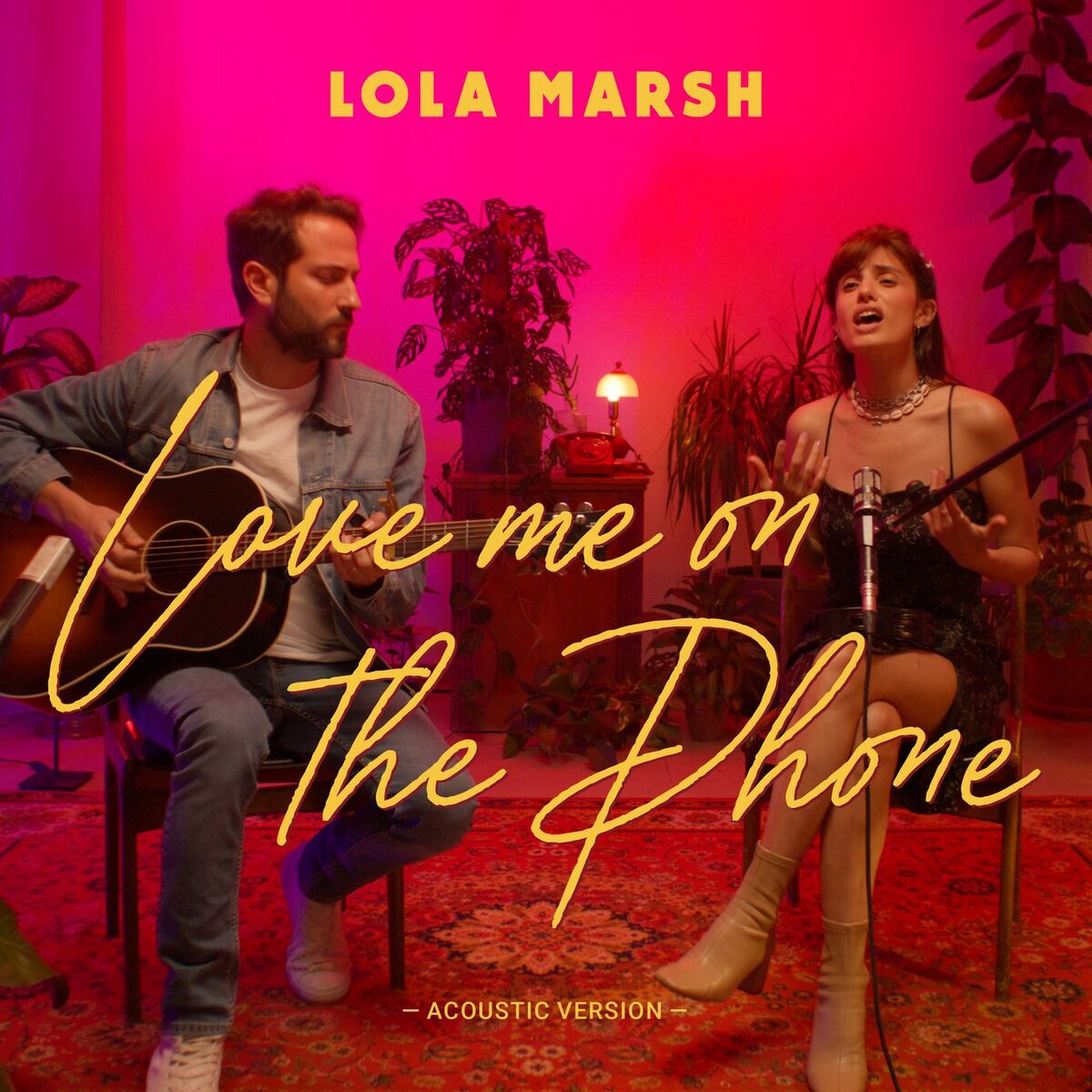 Album cover of Love Me On The Phone (Acoustic Version)