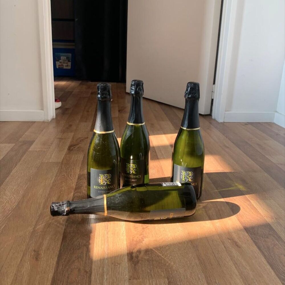 Picture of #SURF #CHAMPAGNE