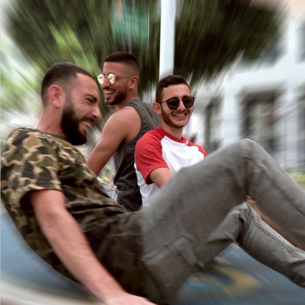 Album cover of הזמן רץ