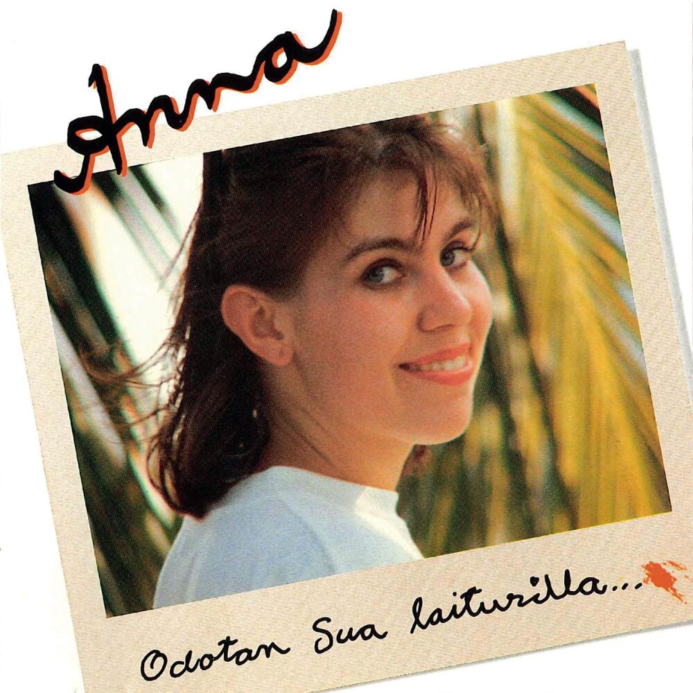 Picture of Odotan sua laiturilla