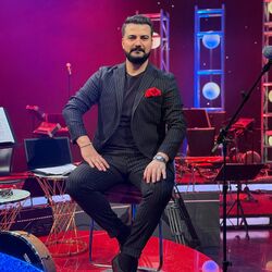 Cover of Her tiş vire dünya fani
