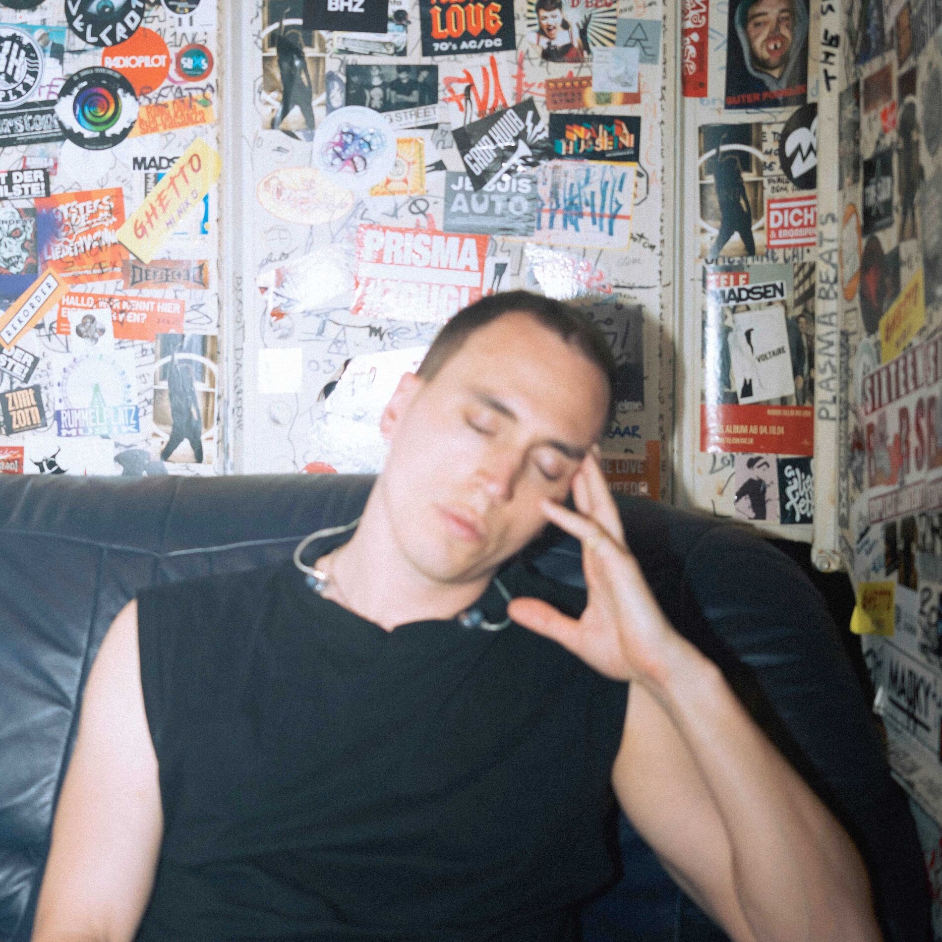 Album cover of LIVE