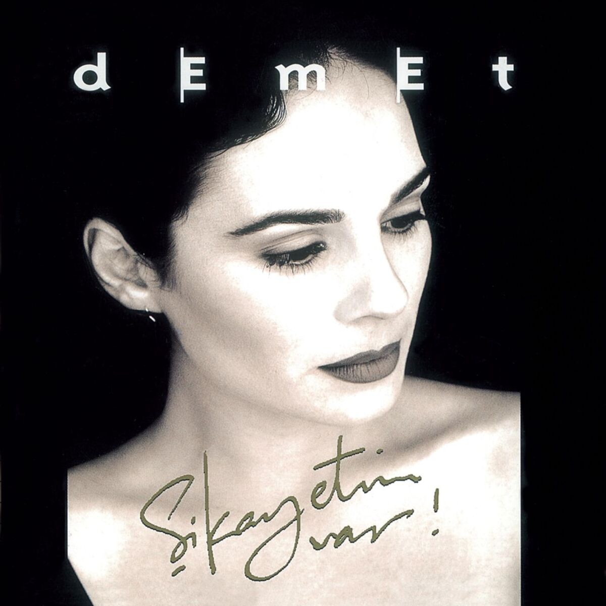 Album cover of Sikayetim Var