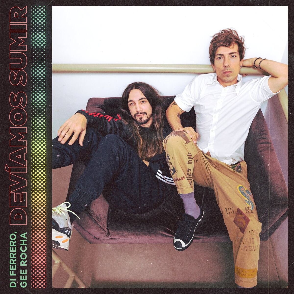 Album cover of Devíamos Sumir