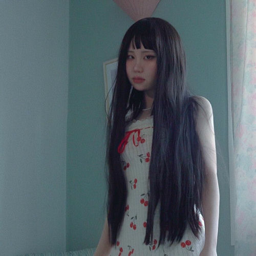 ROSESIA – Switchin Sides – Single