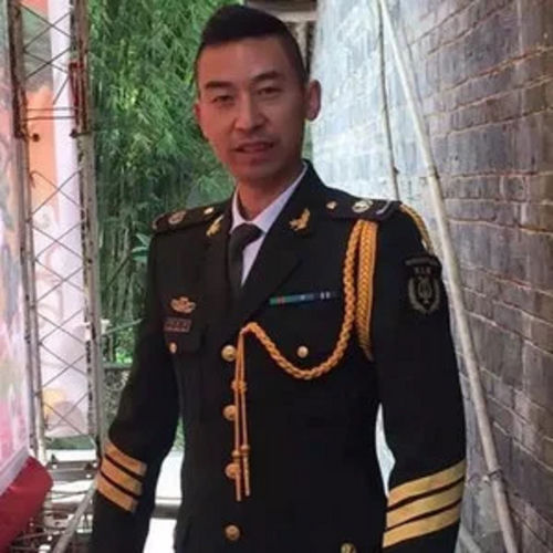 向战而歌
