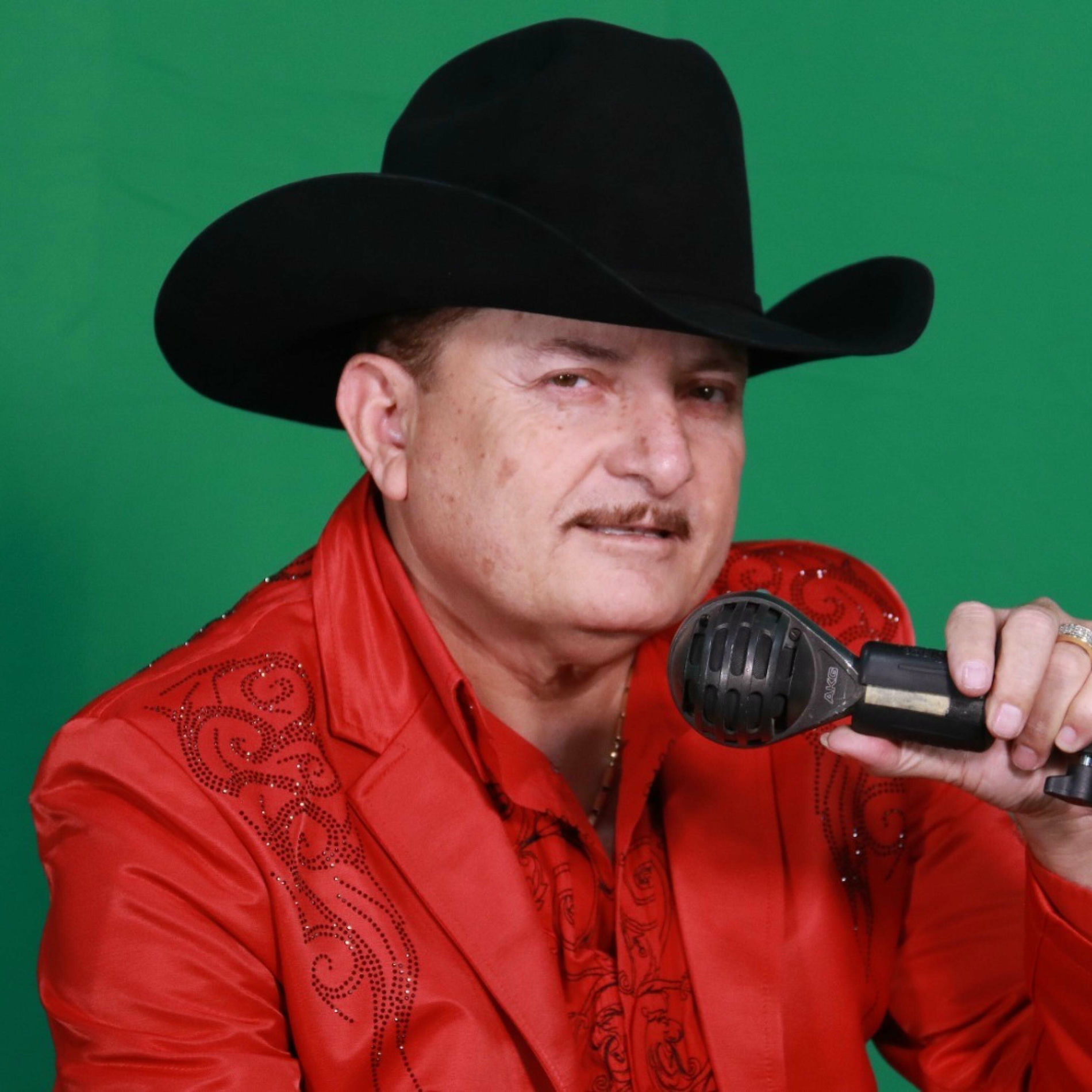 Album cover of Voy A Jugarme La Vida (feat. El Puma de Sinaloa)