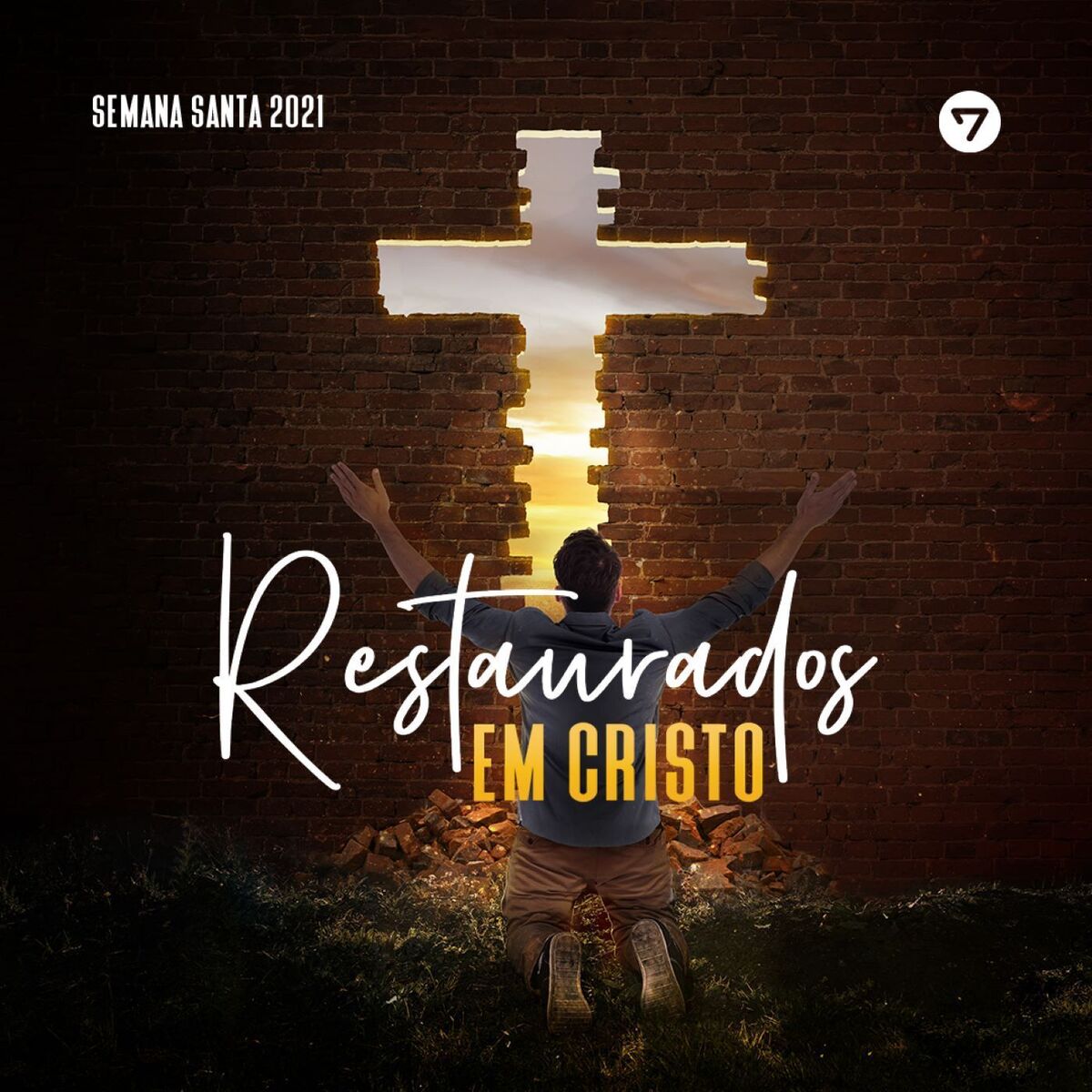 Album cover of Restaurados em Cristo