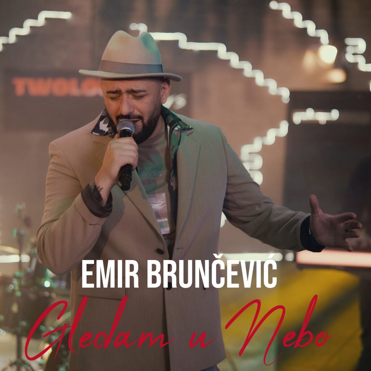 Album cover of Gledam u nebo