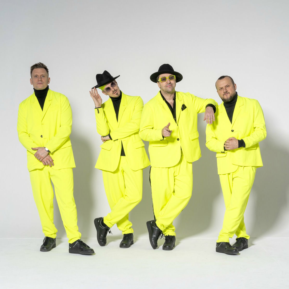 Album cover of 18-22