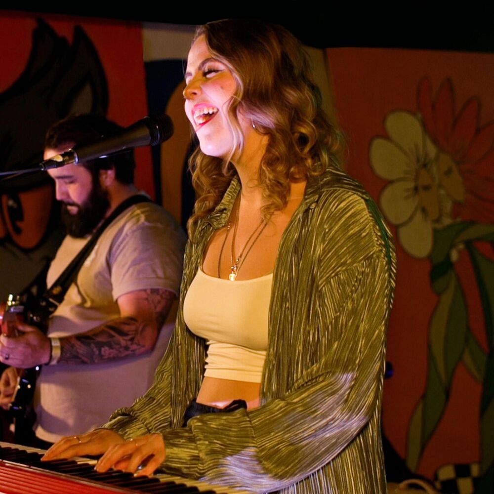 Picture of Jessica Vines live @ Skip the Record