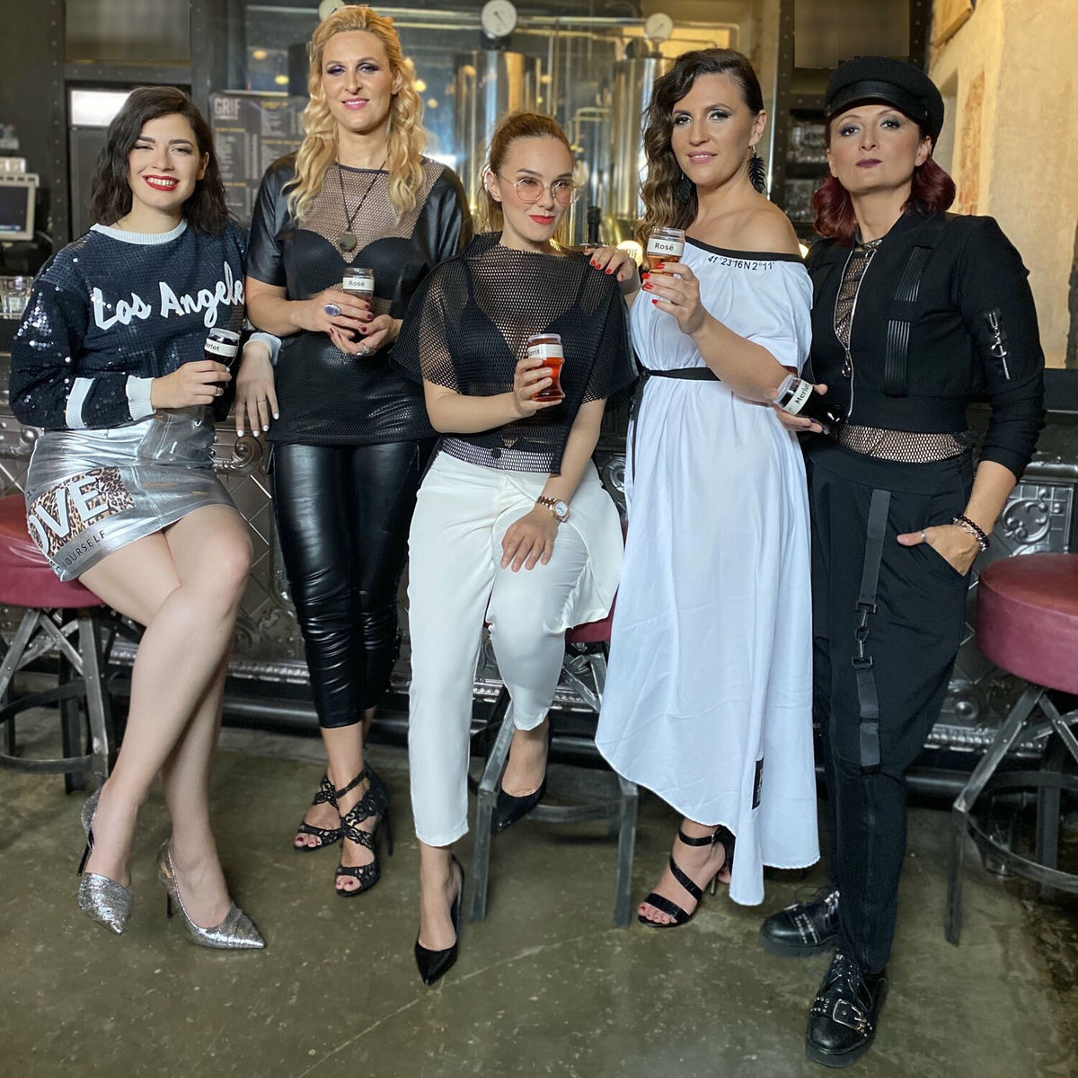 Album cover of Gledaj Me U Oči