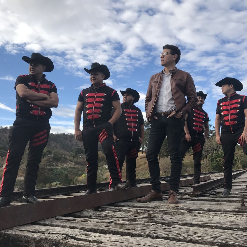 Picture of Muchos Presumen (feat. Código 502)