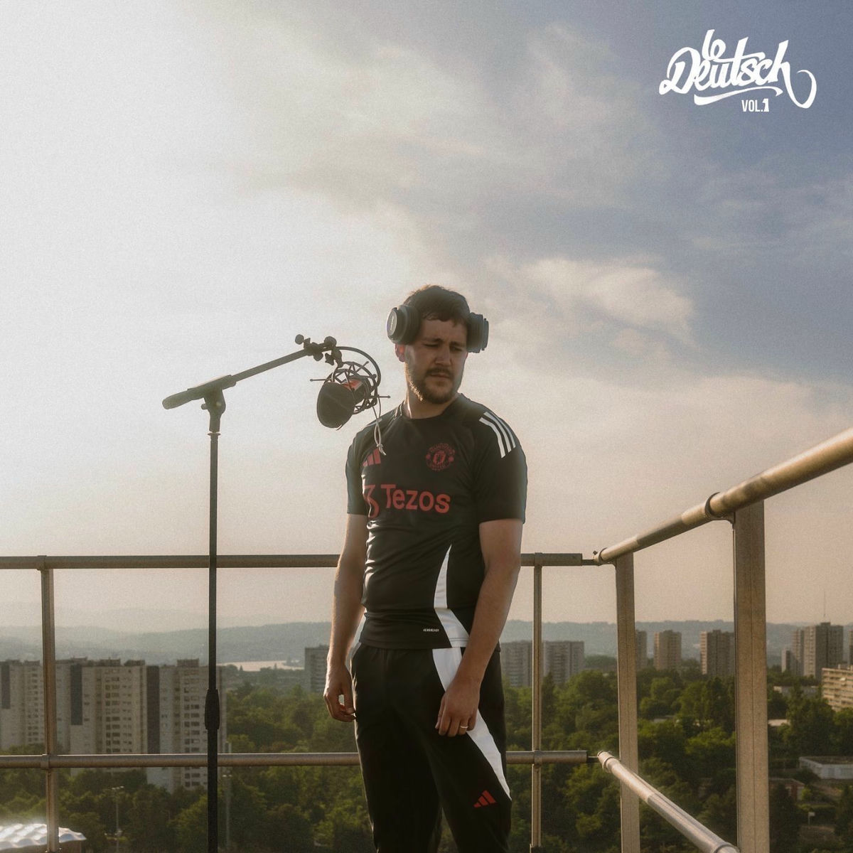 Album cover of Yellow