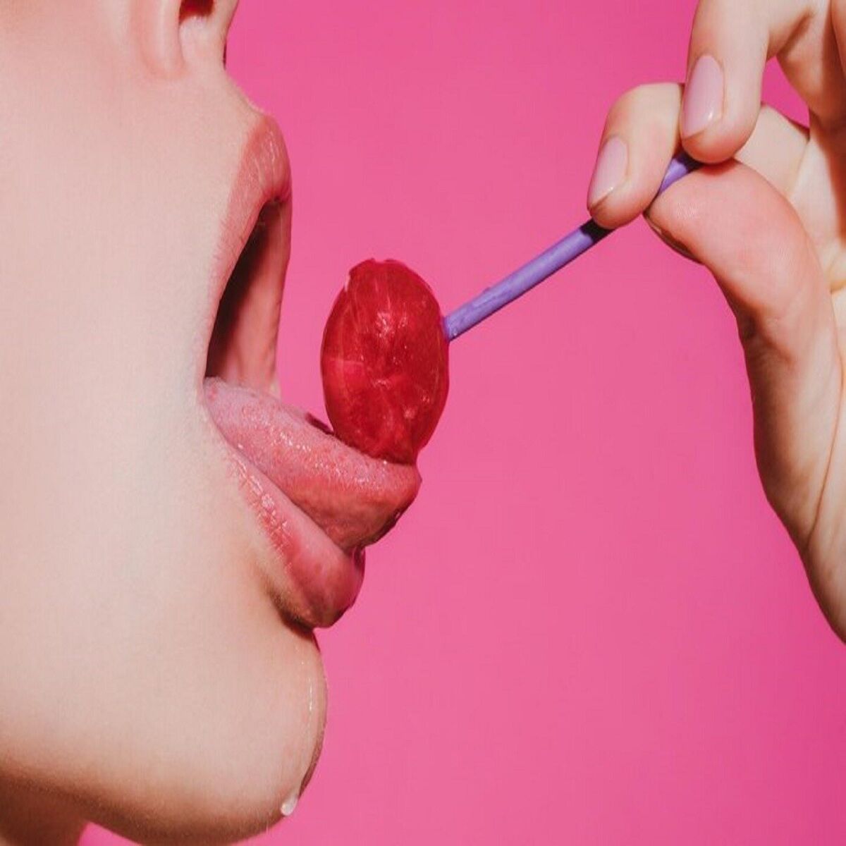 Album cover of hoje ela vai me mamar x vem de boca na moto (Remix)